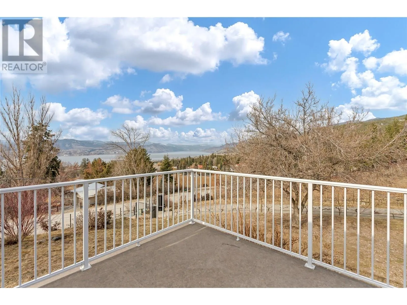2864 ARAWANA Road