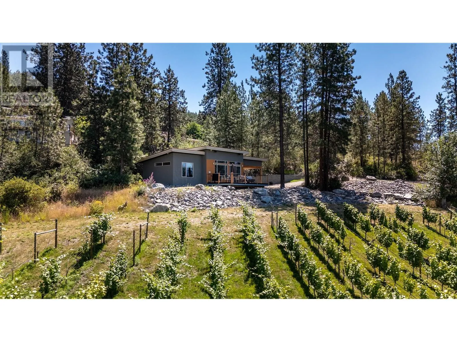 2864 ARAWANA Road