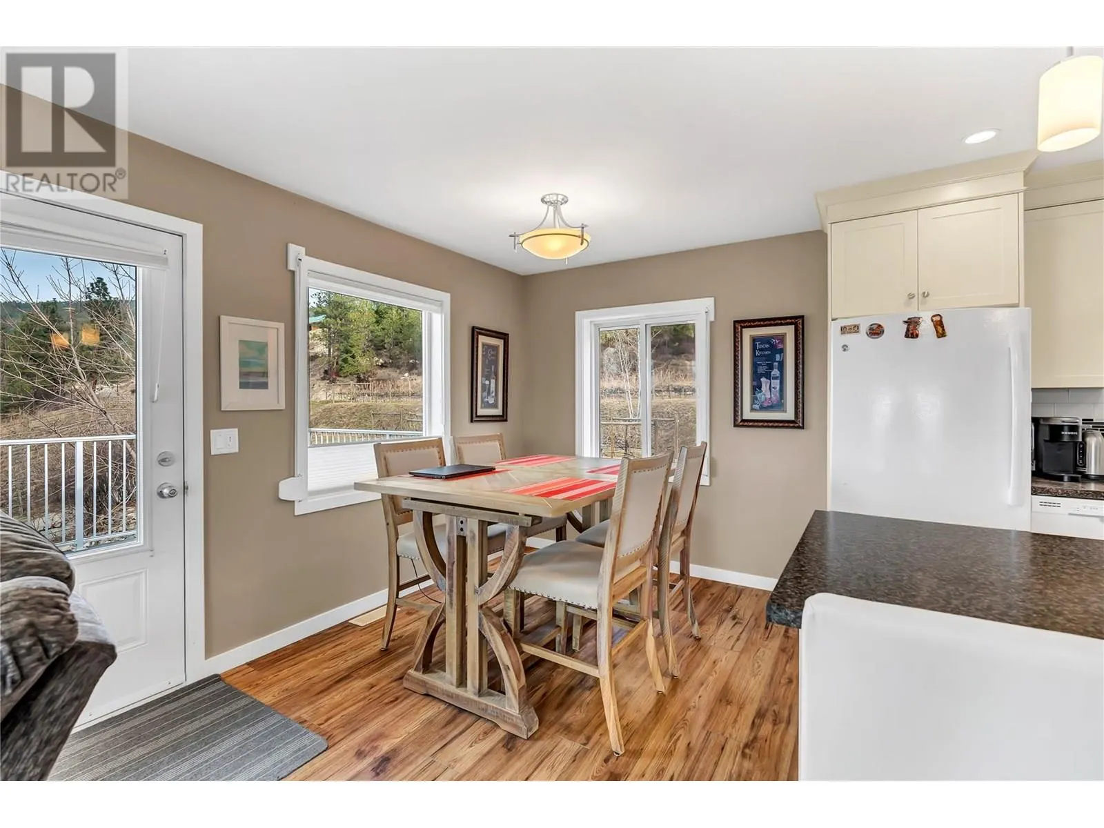 2864 ARAWANA Road