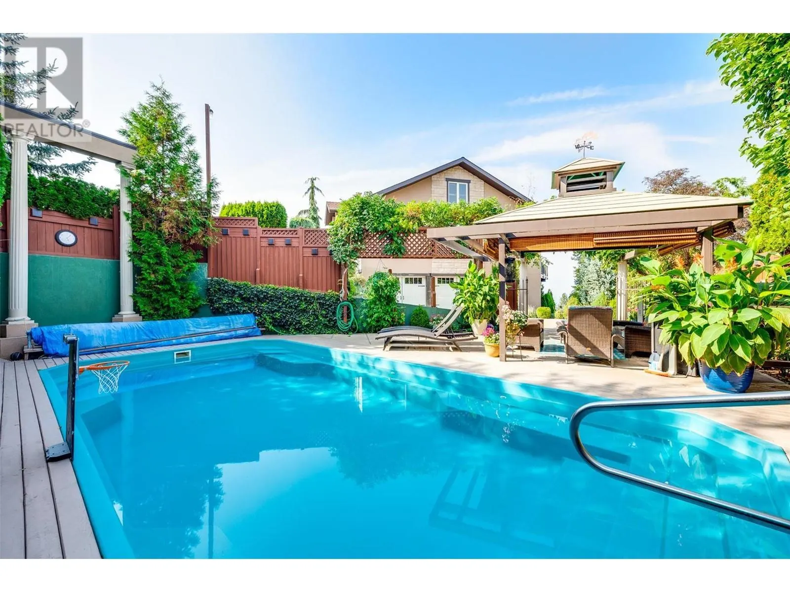 375 Trumpeter Court