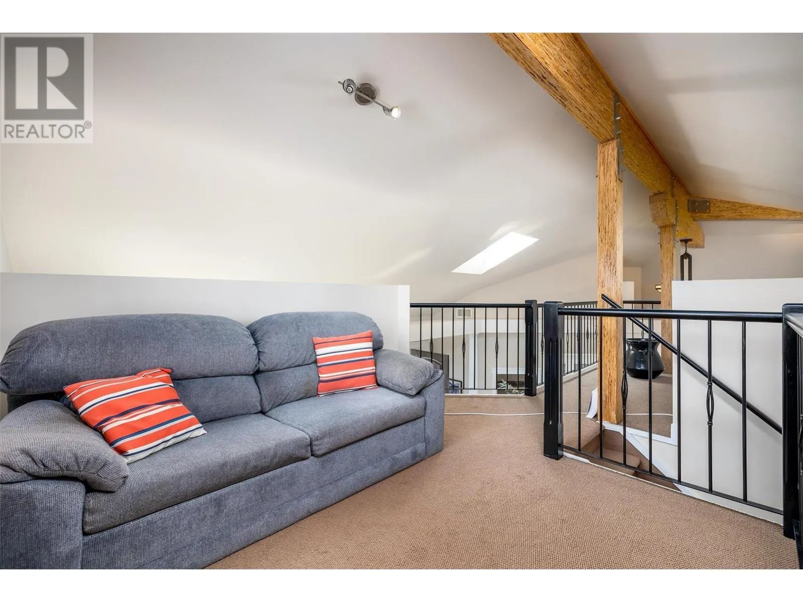 375 Trumpeter Court
