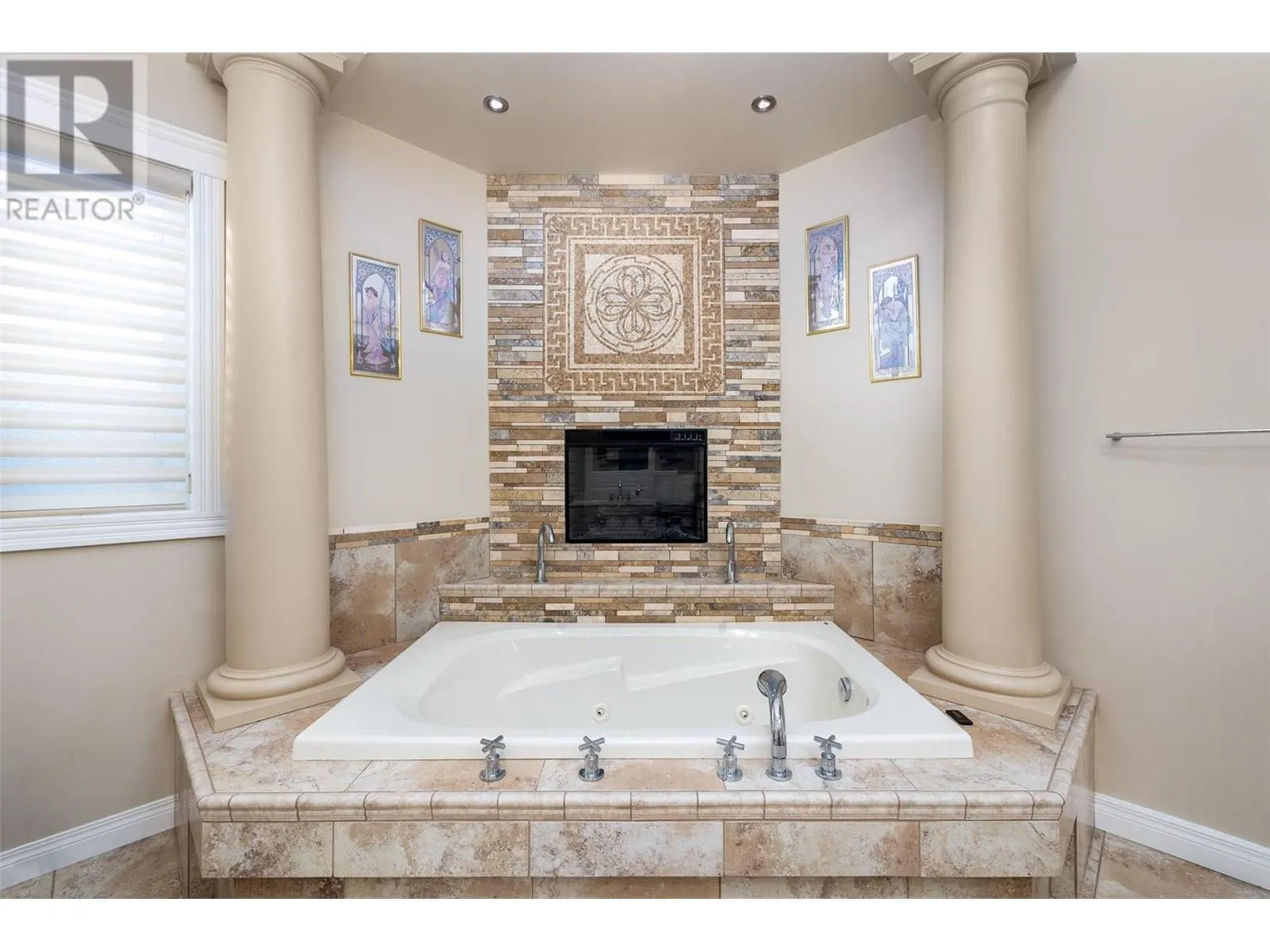 375 Trumpeter Court