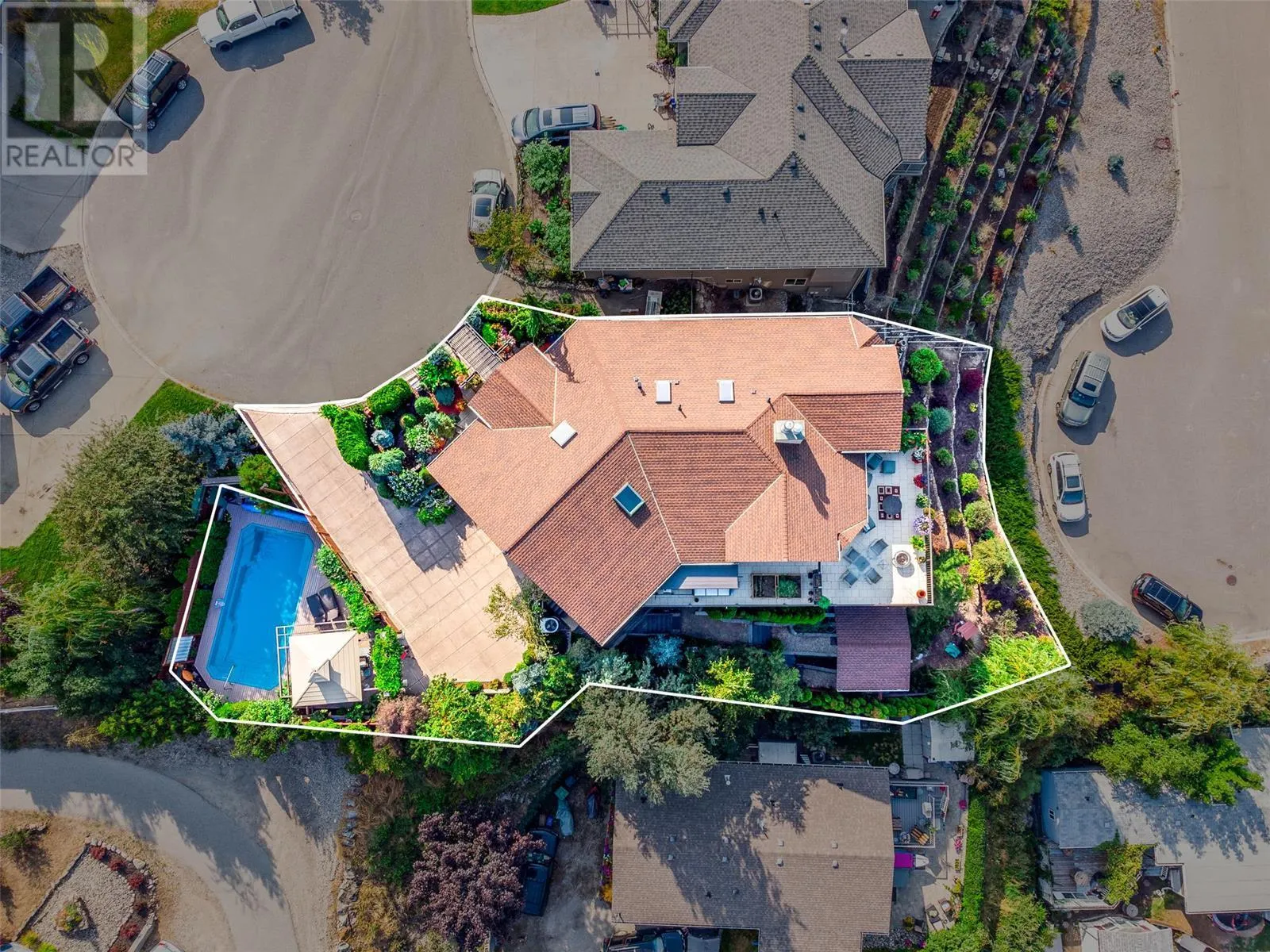 375 Trumpeter Court