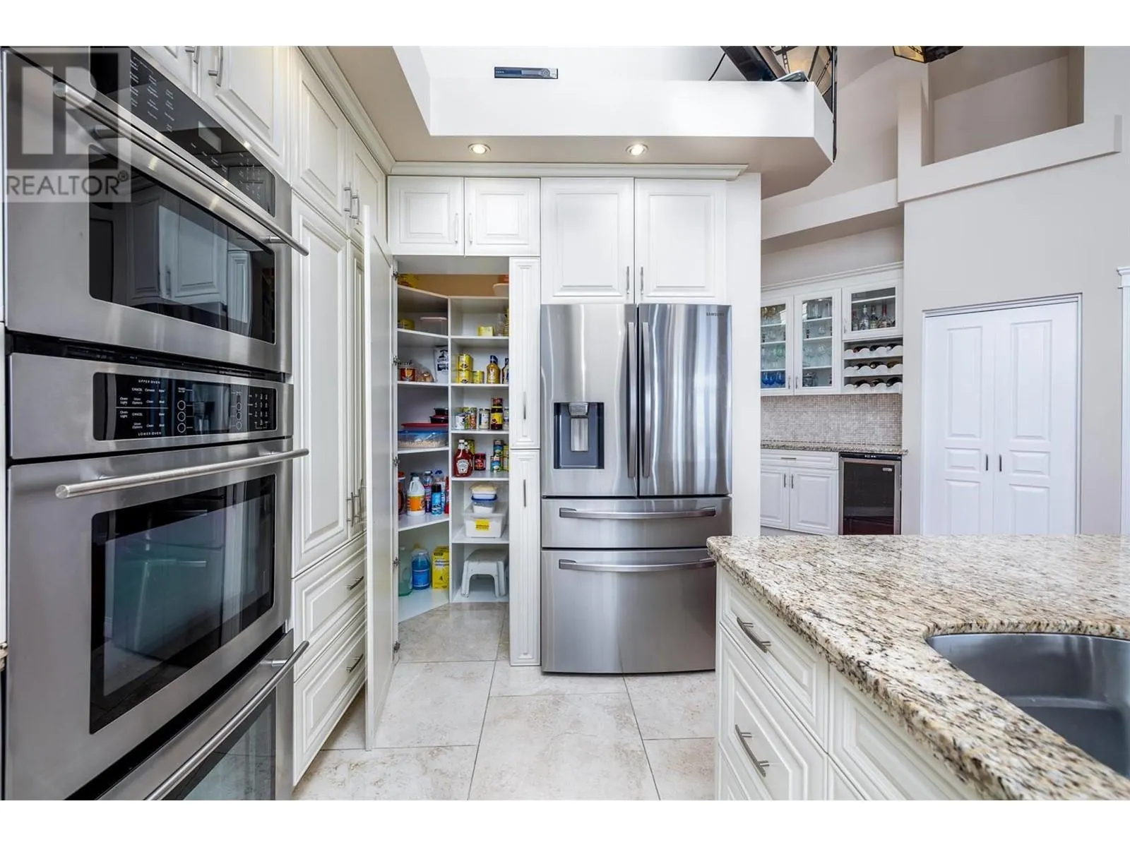 375 Trumpeter Court