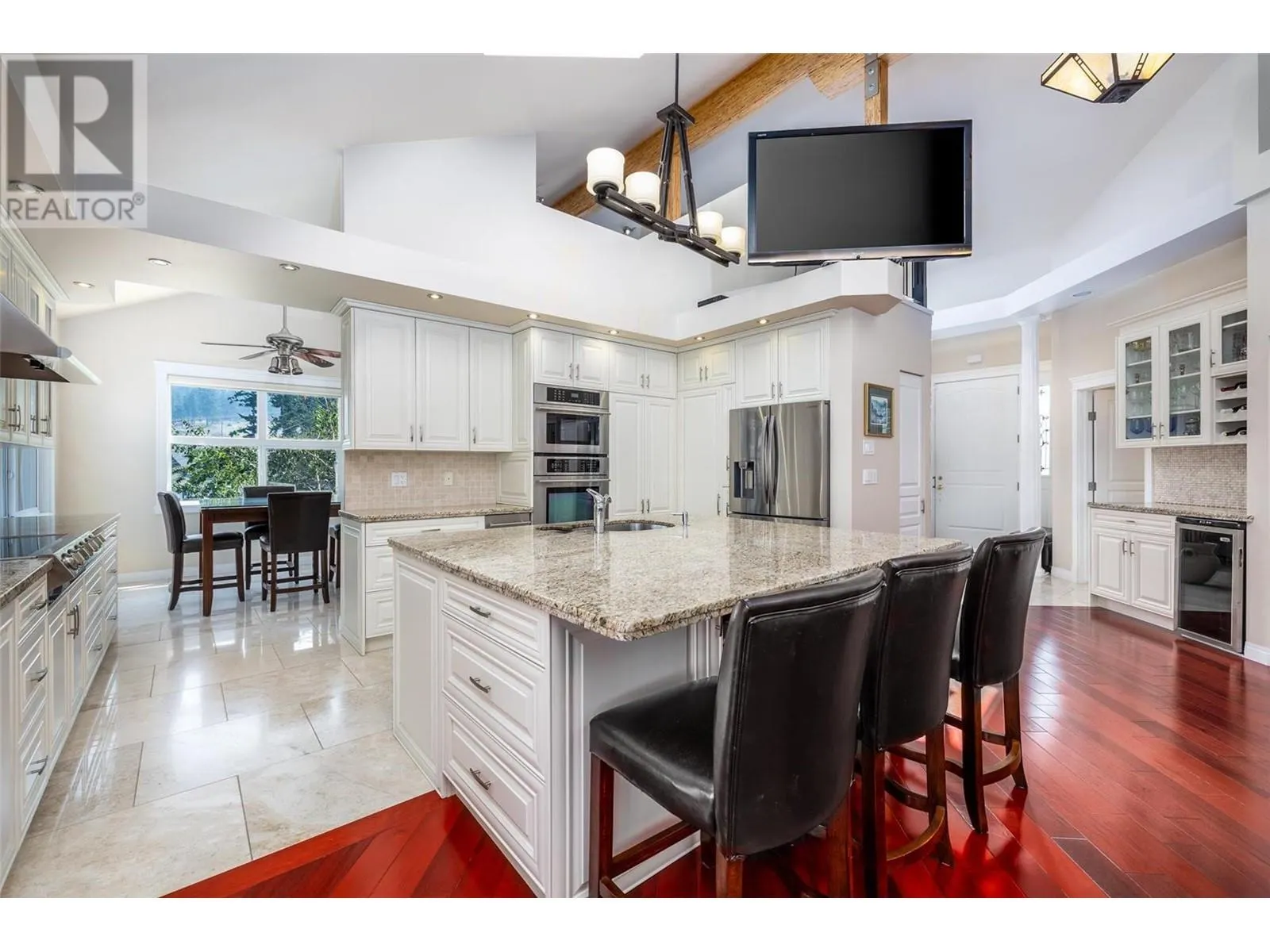 375 Trumpeter Court