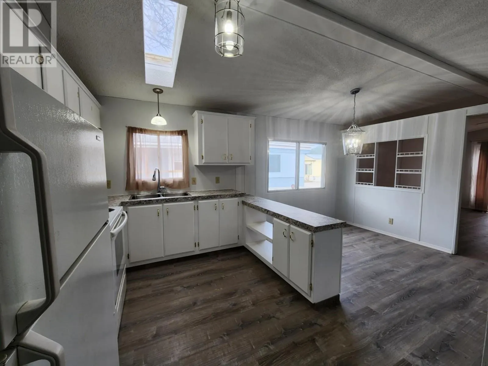 2313 Shuswap Avenue Unit# 32