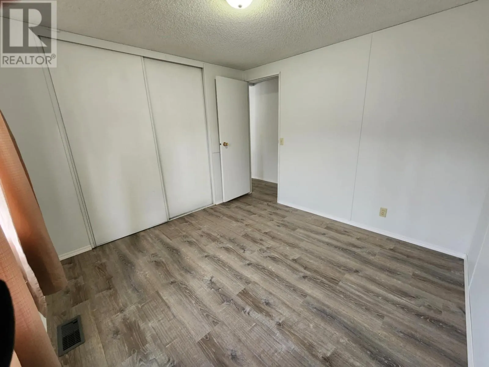 2313 Shuswap Avenue Unit# 32