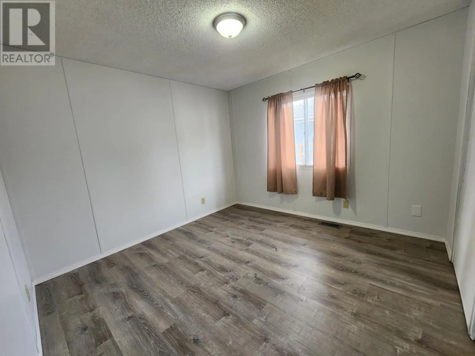 2313 Shuswap Avenue Unit# 32