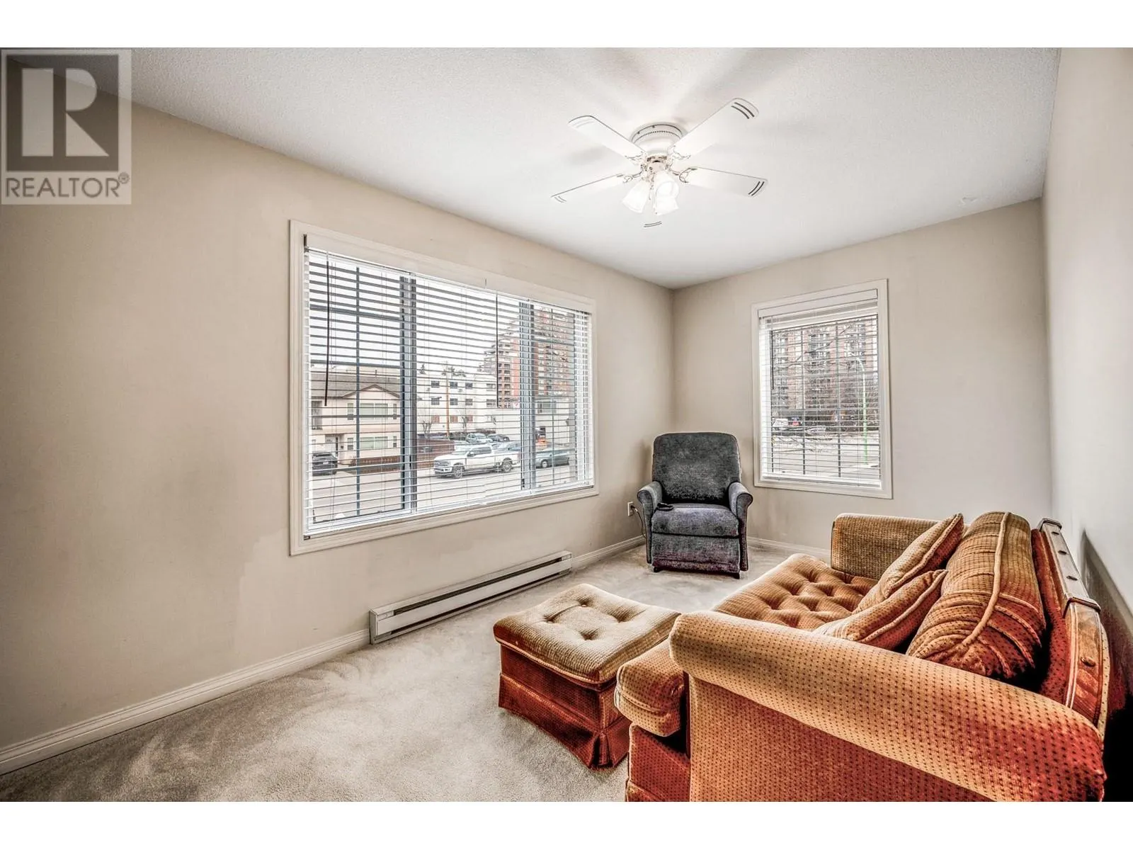 1055 Lawrence Avenue Unit# 102