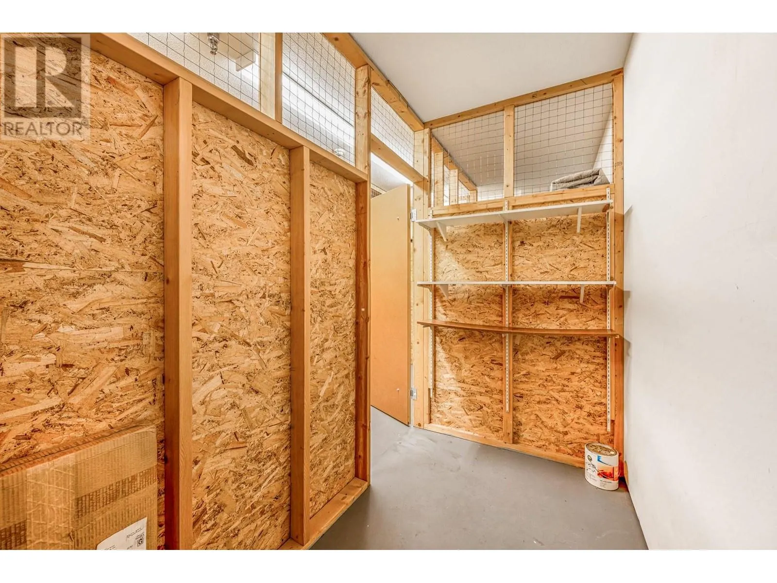 1055 Lawrence Avenue Unit# 102