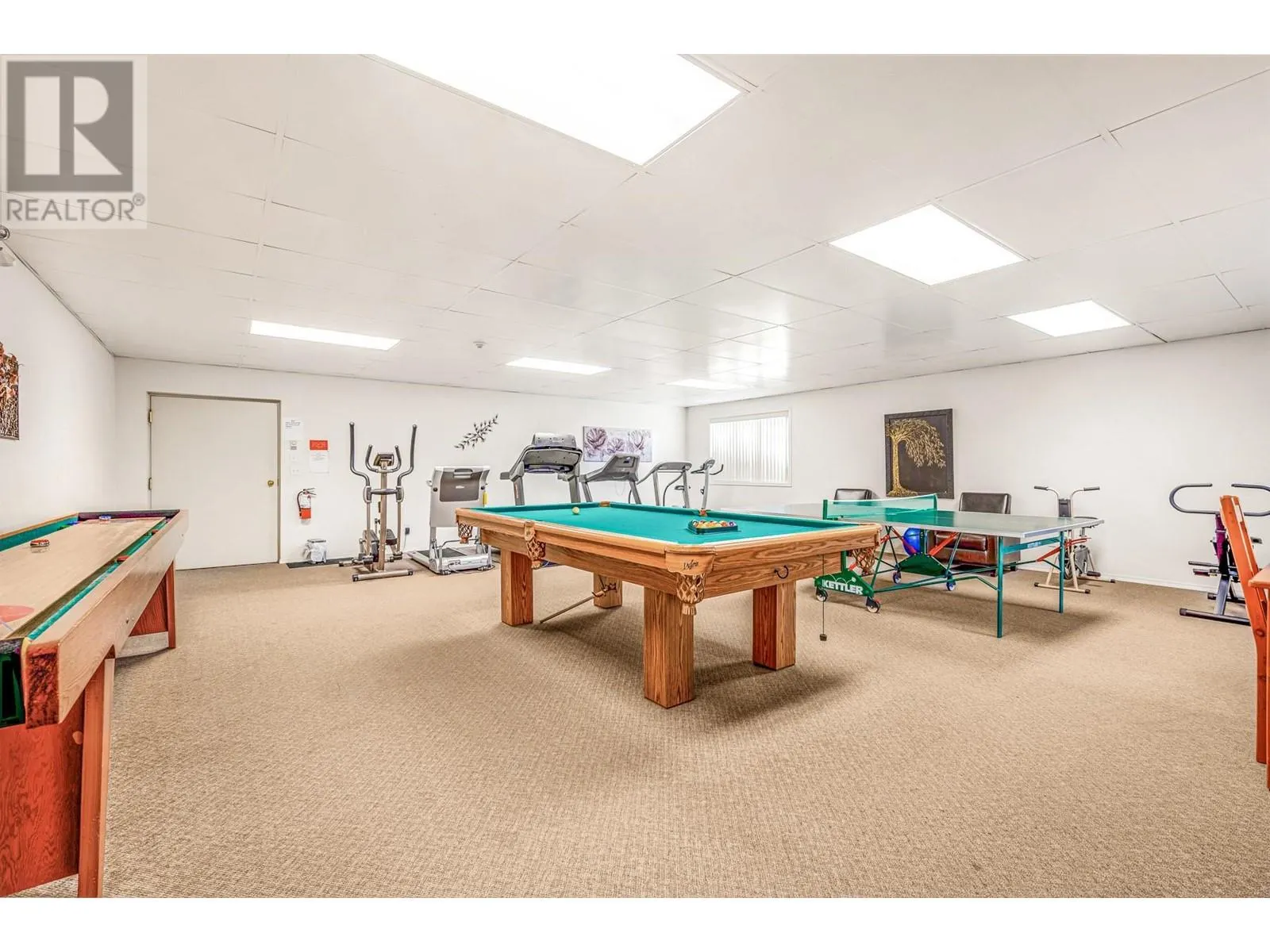 1055 Lawrence Avenue Unit# 102