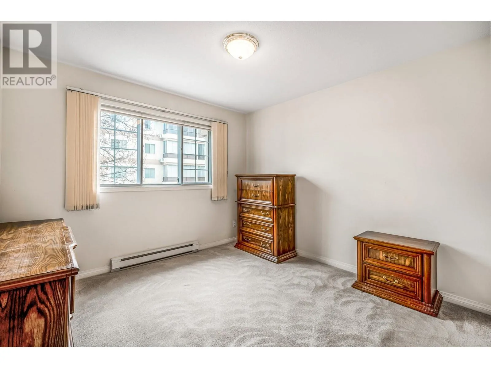 1055 Lawrence Avenue Unit# 102