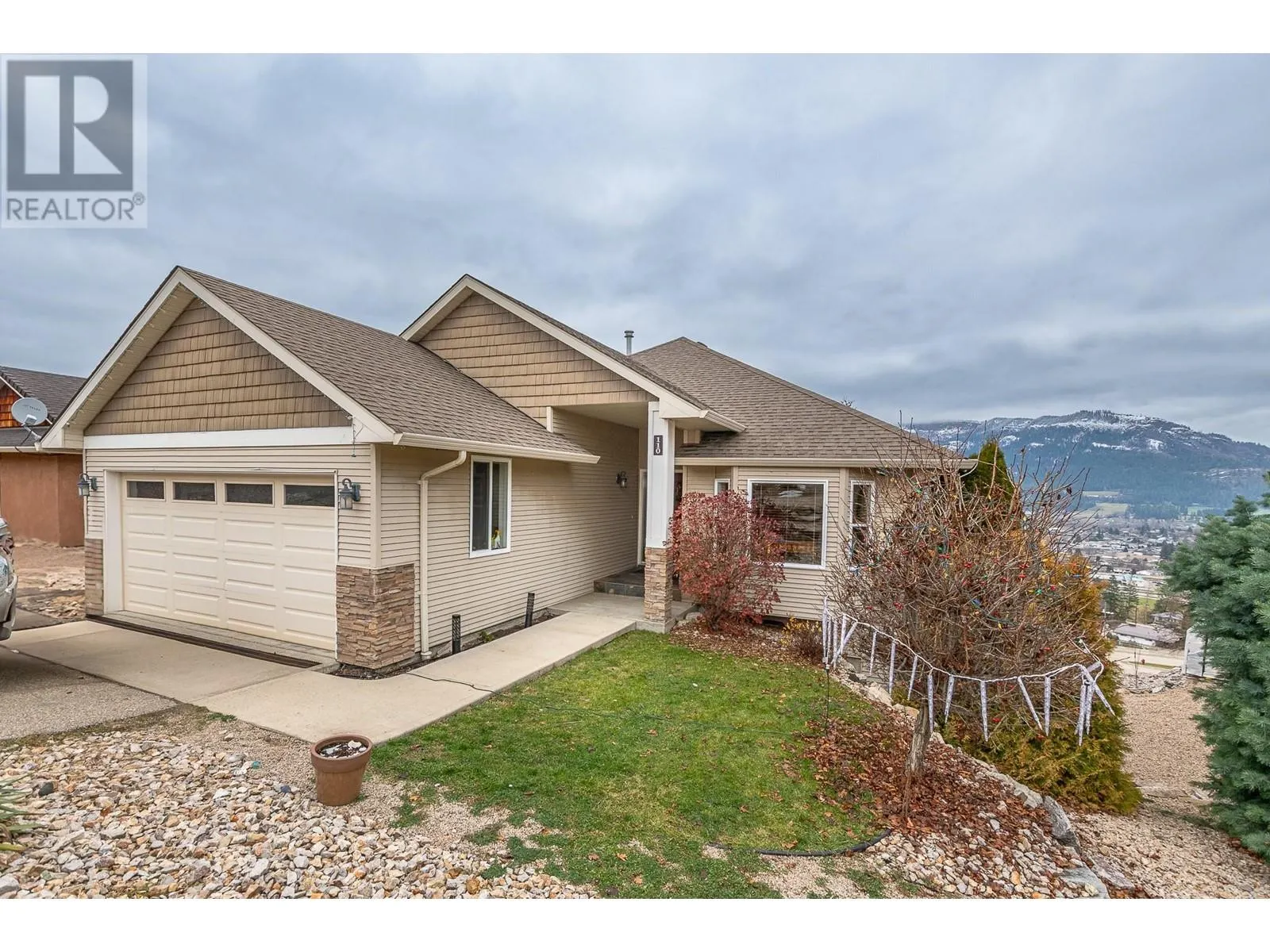 110 Red Rock Crescent