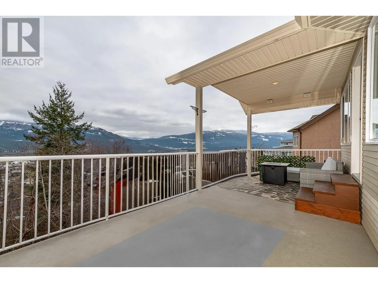 110 Red Rock Crescent