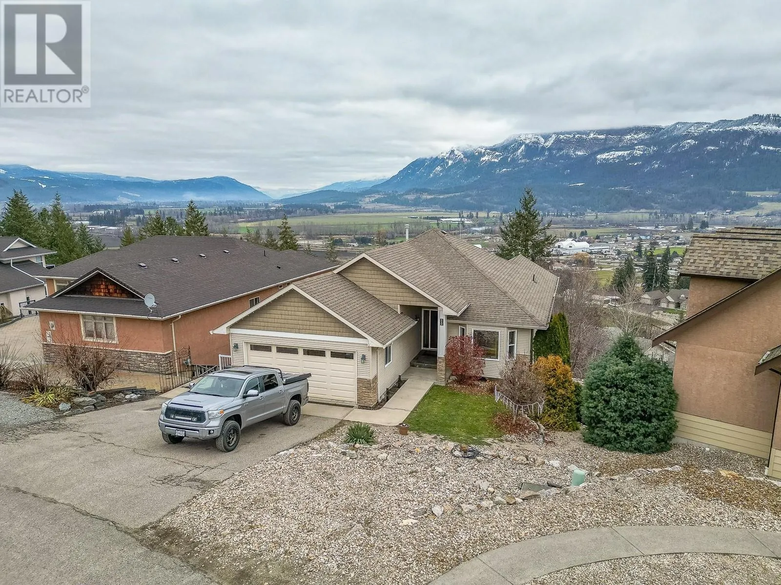 110 Red Rock Crescent