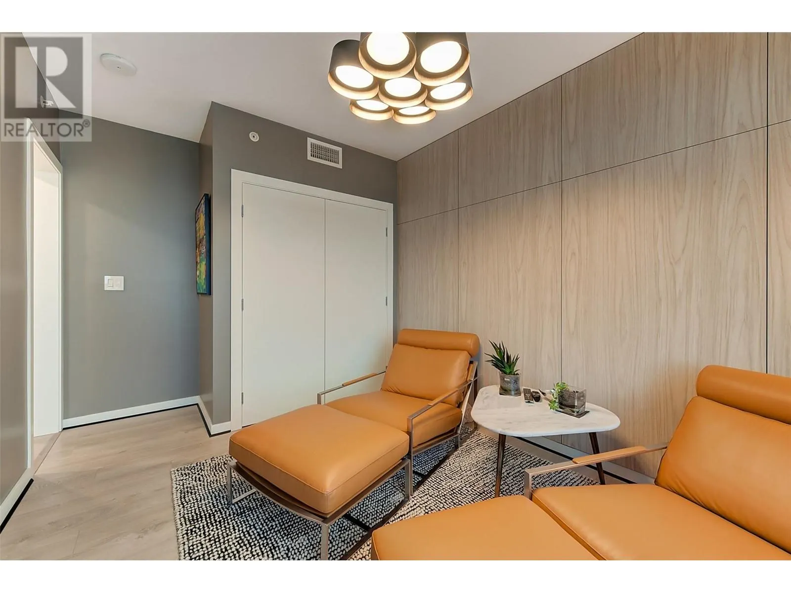 485 Groves Avenue Unit# 1101