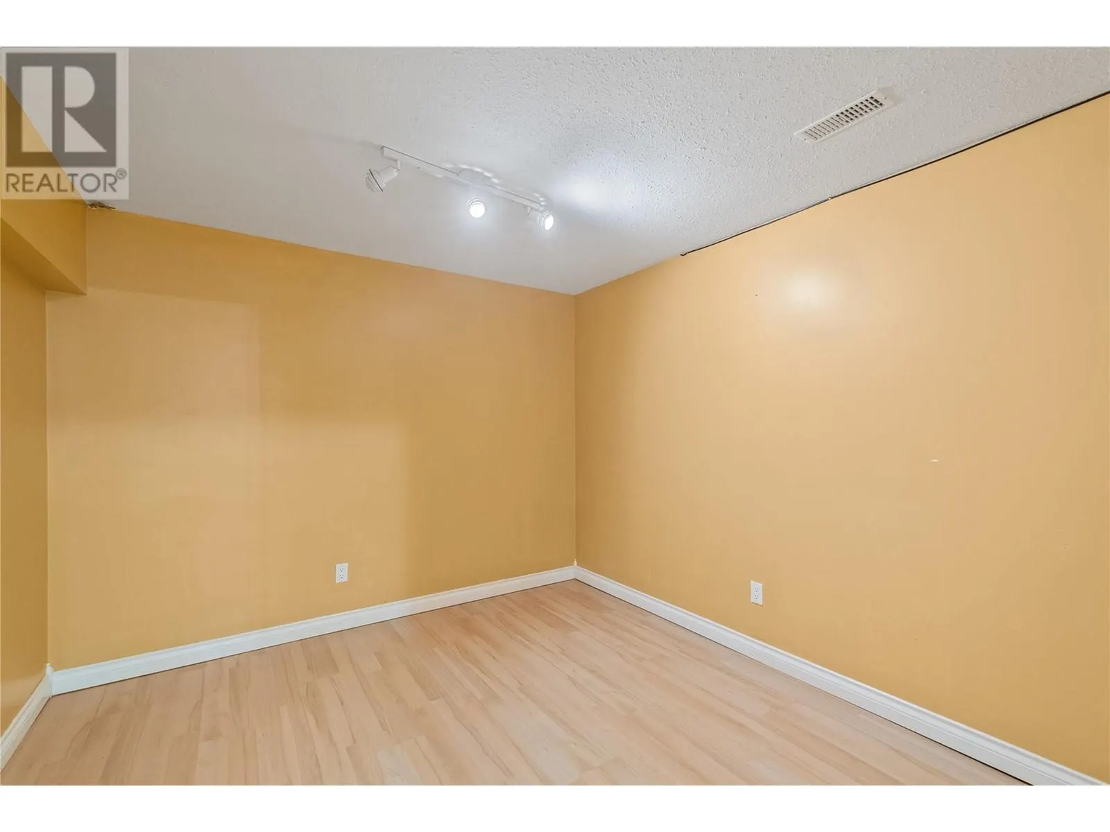 2368 Nahanni Court