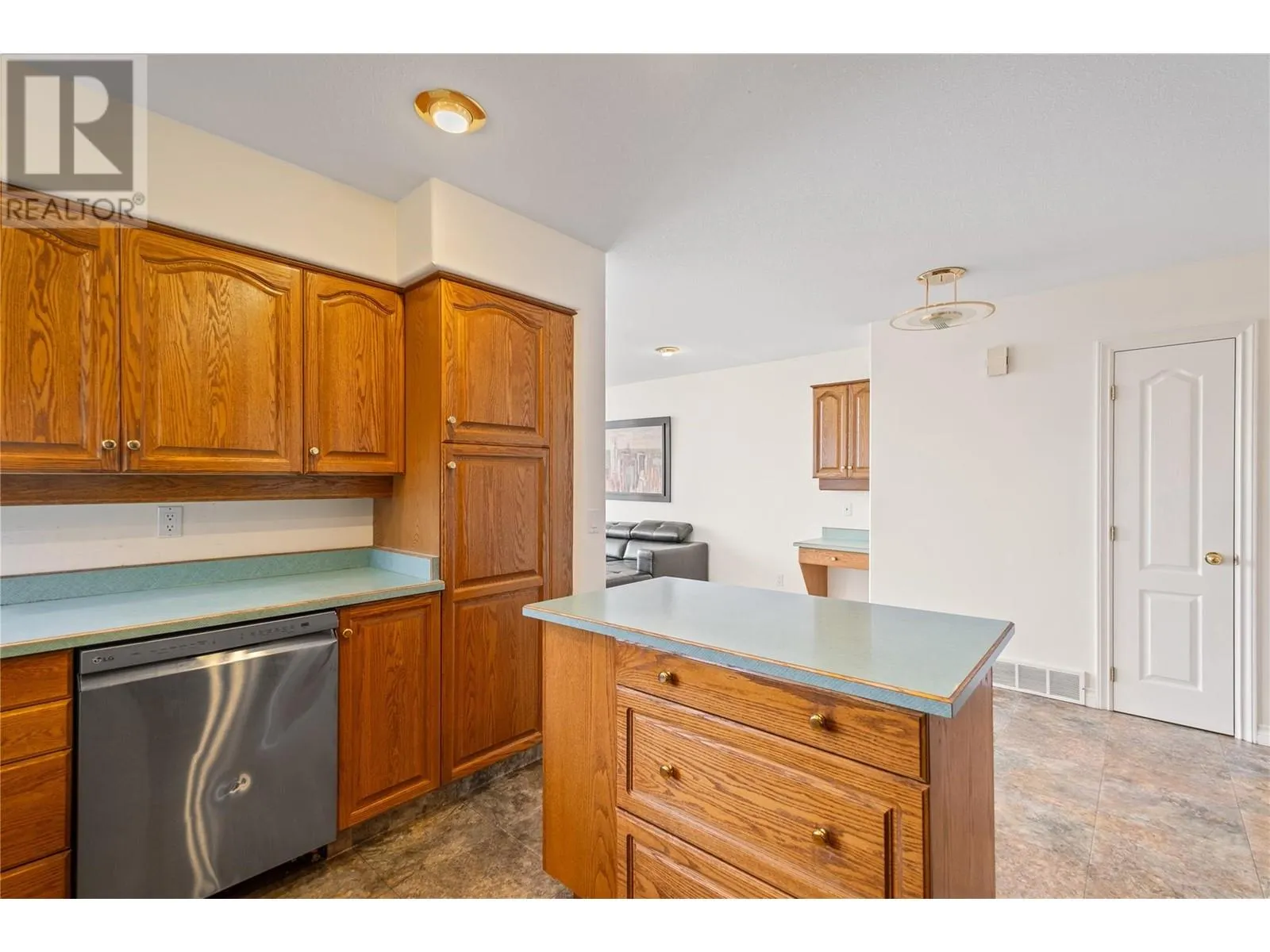 2368 Nahanni Court