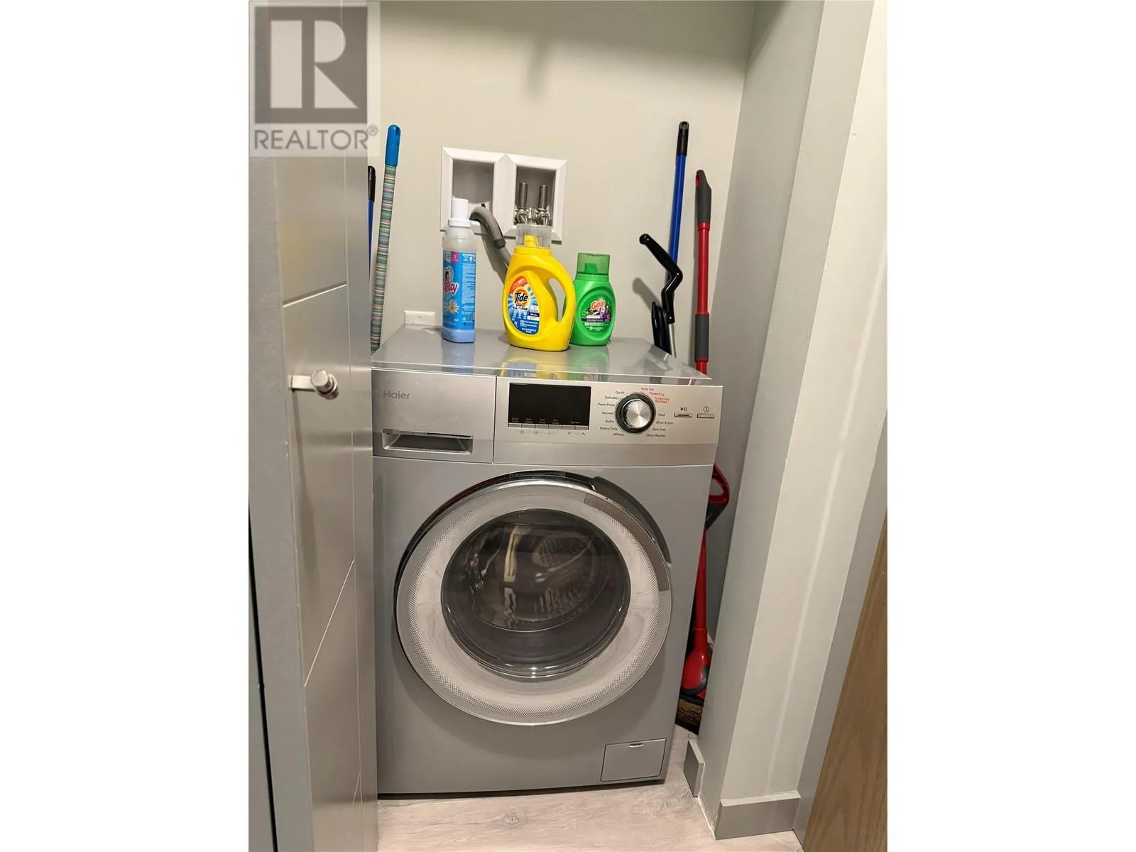 345 Dougall Road N Unit# 225