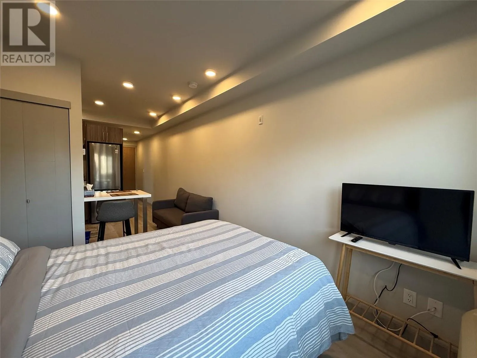 345 Dougall Road N Unit# 225