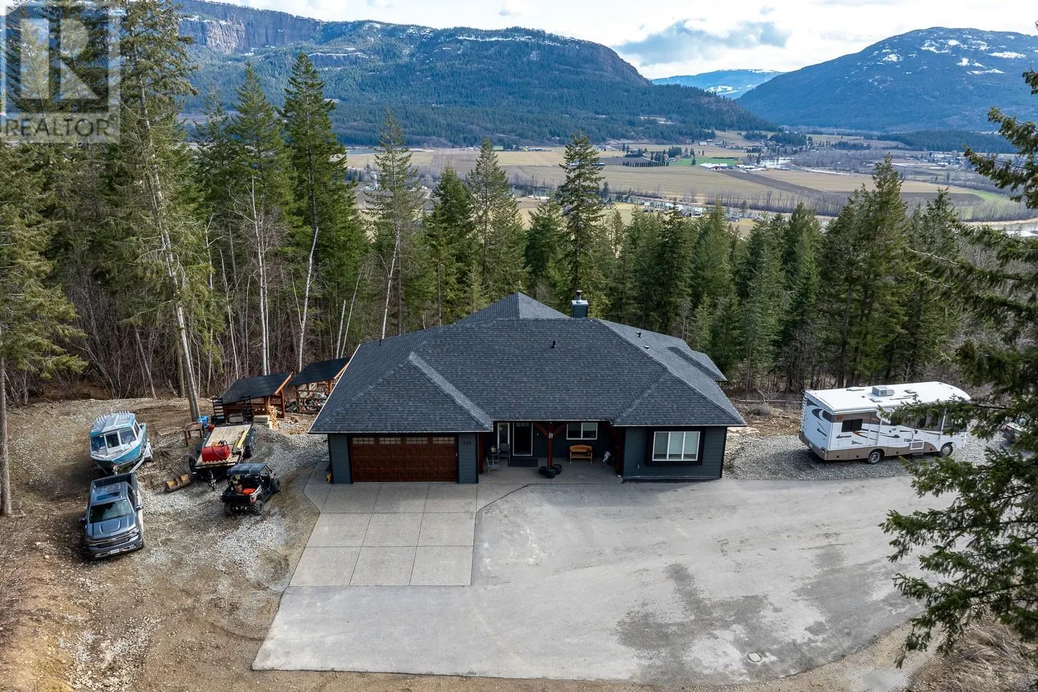 249 Twin Lakes Road