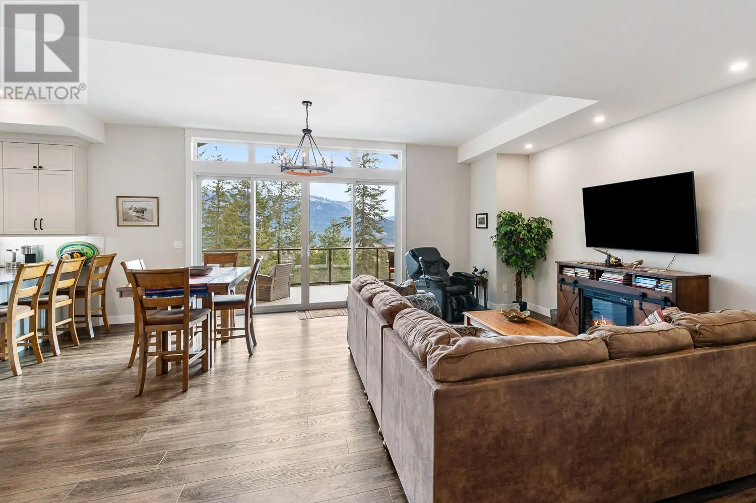 249 Twin Lakes Road
