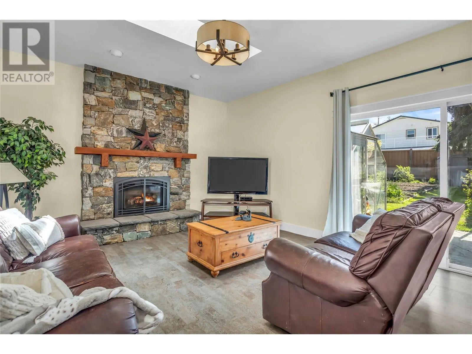 639 Tomby Court