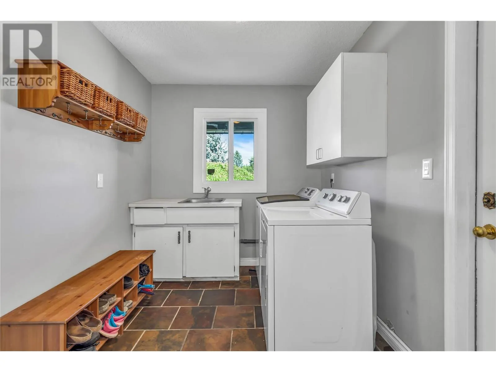 639 Tomby Court
