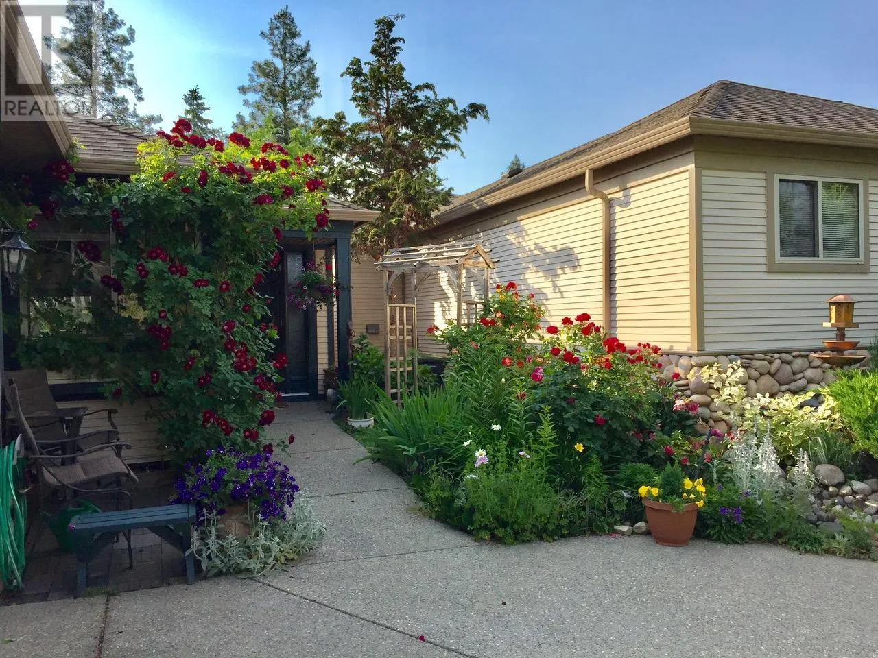 4074 Gellatly Road Unit# 126