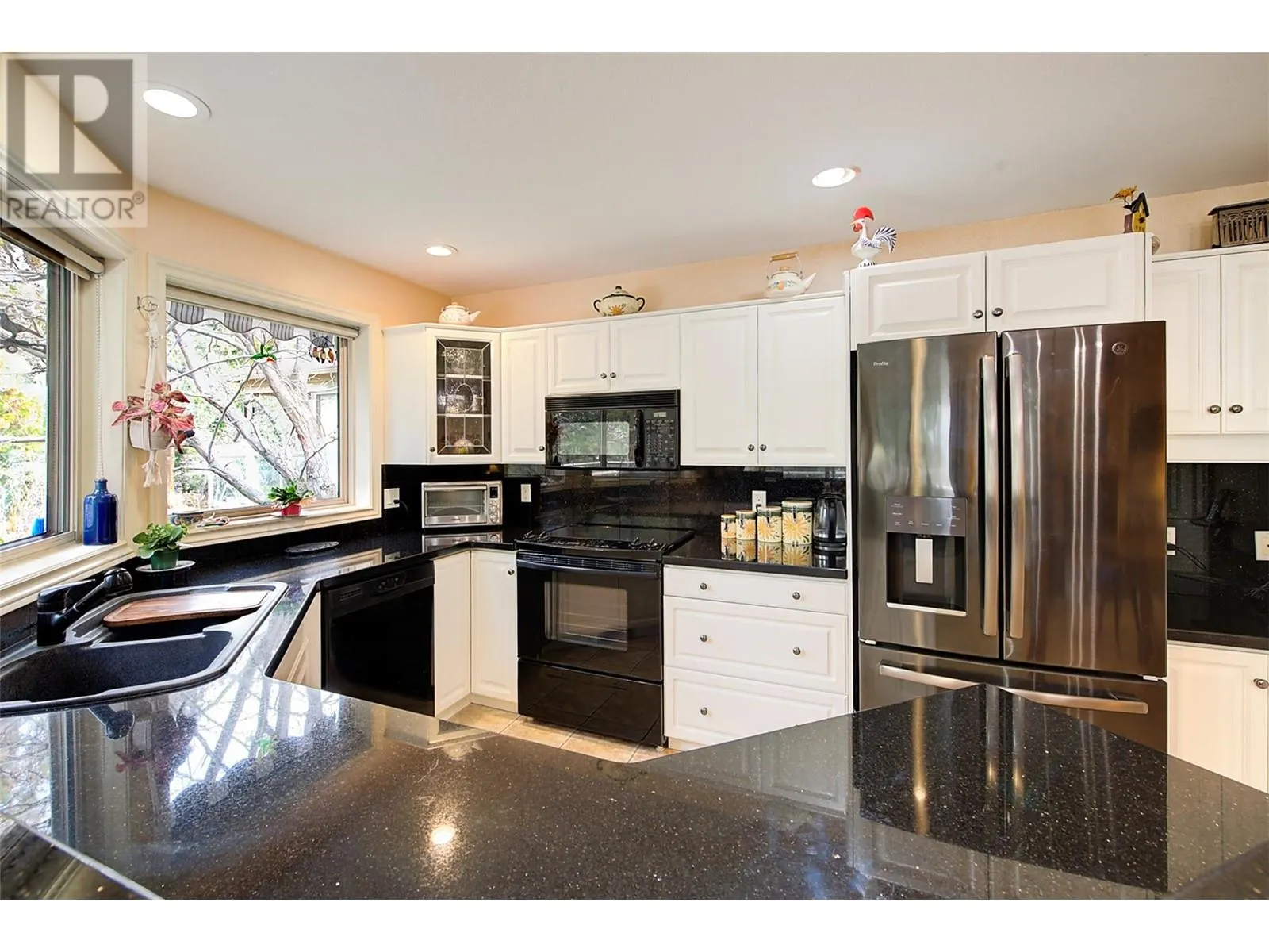 4074 Gellatly Road Unit# 126