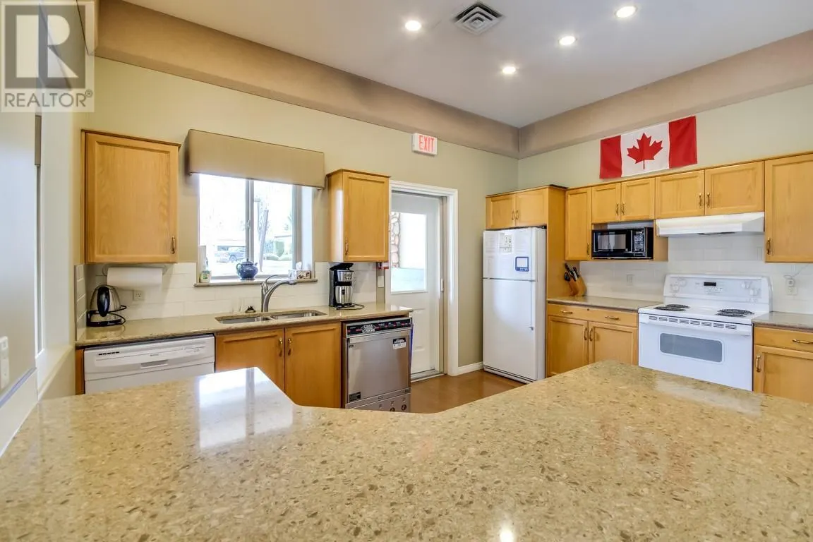 4074 Gellatly Road Unit# 126