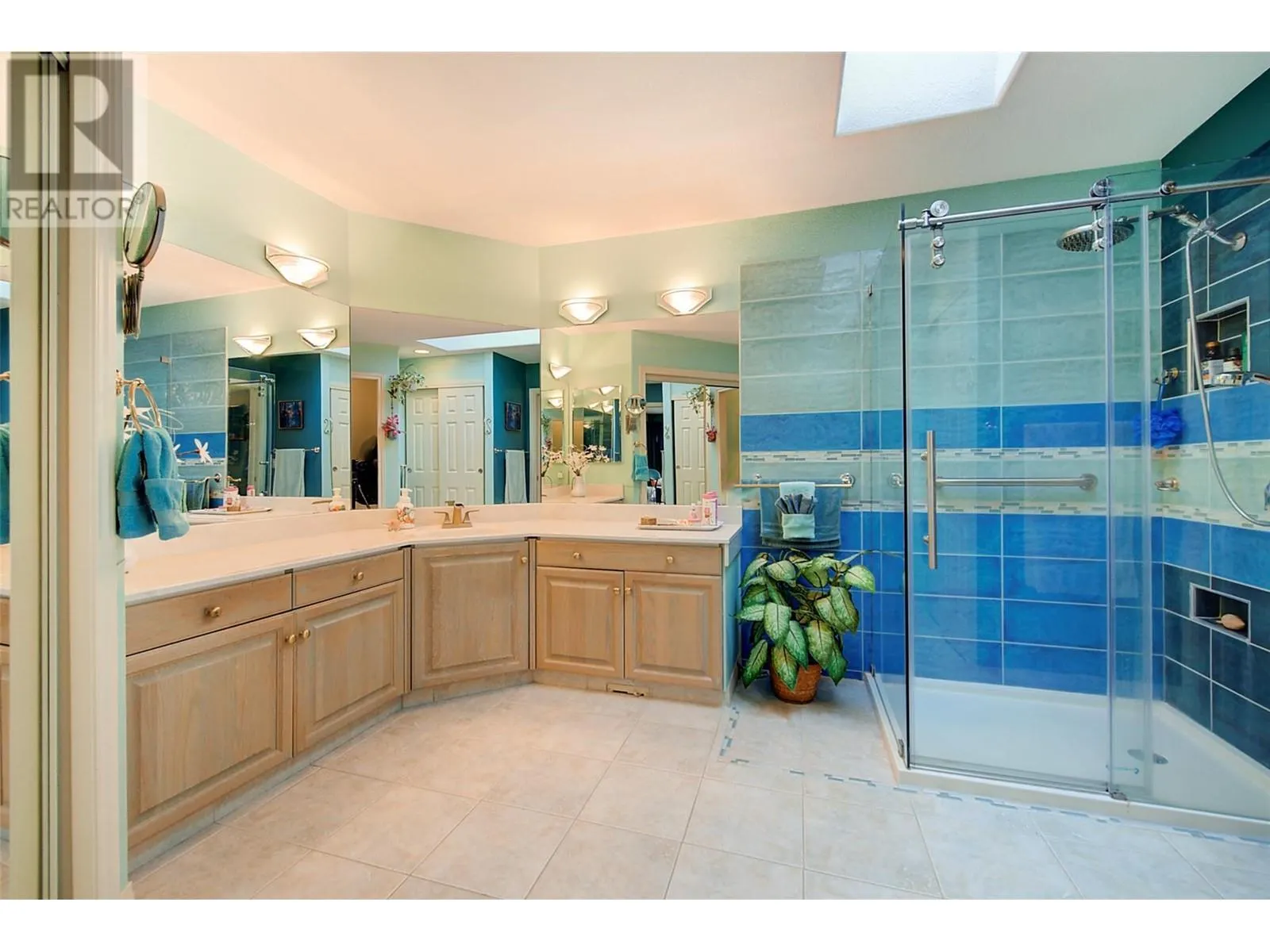 4074 Gellatly Road Unit# 126