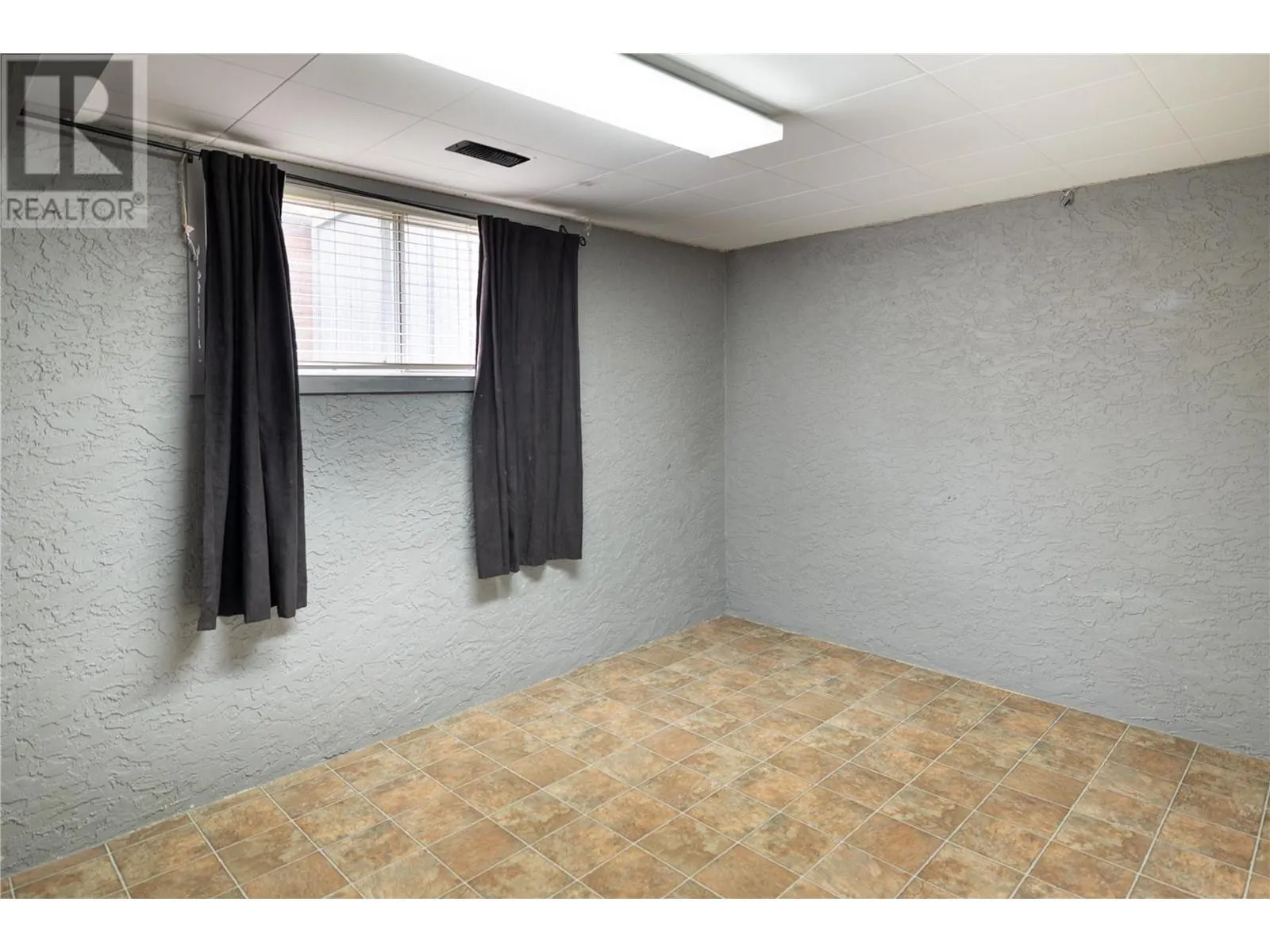 4373 Hobson Road