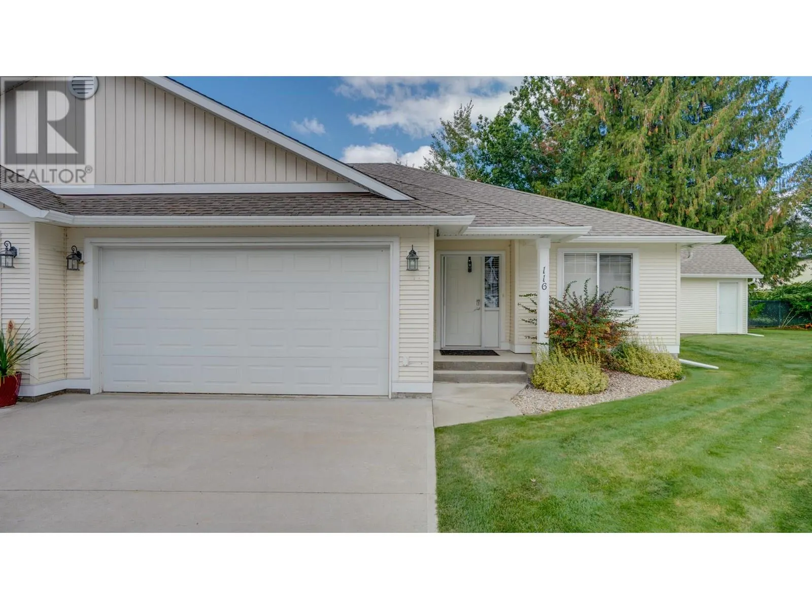 222 Martin Street Unit# 116