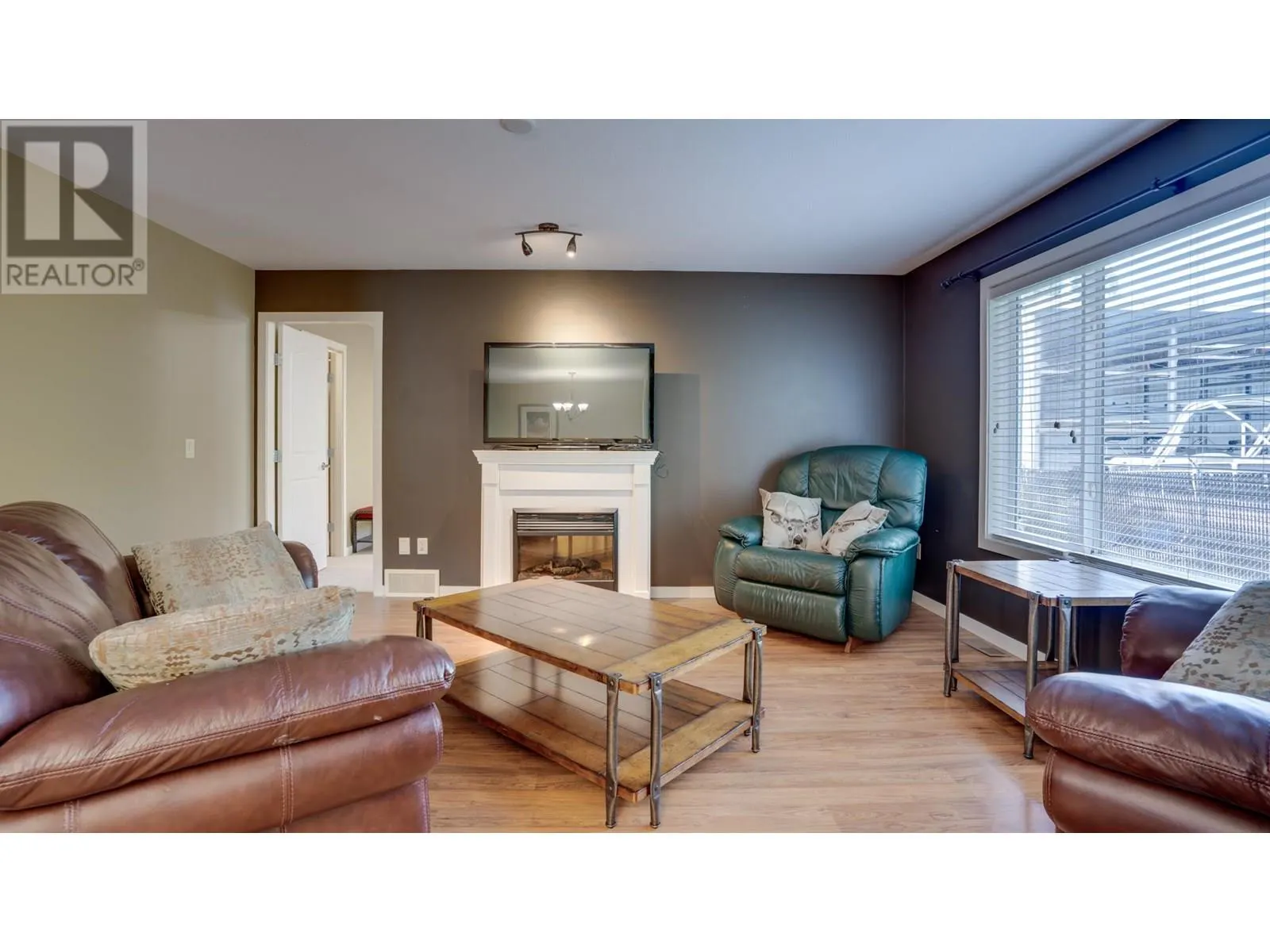 222 Martin Street Unit# 116