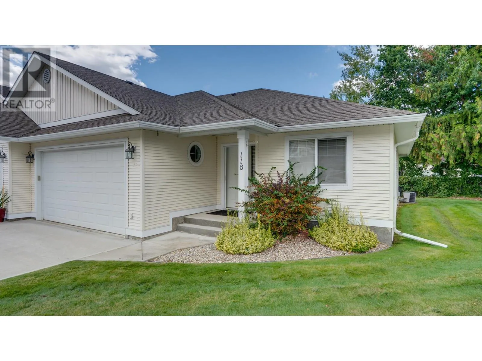 222 Martin Street Unit# 116