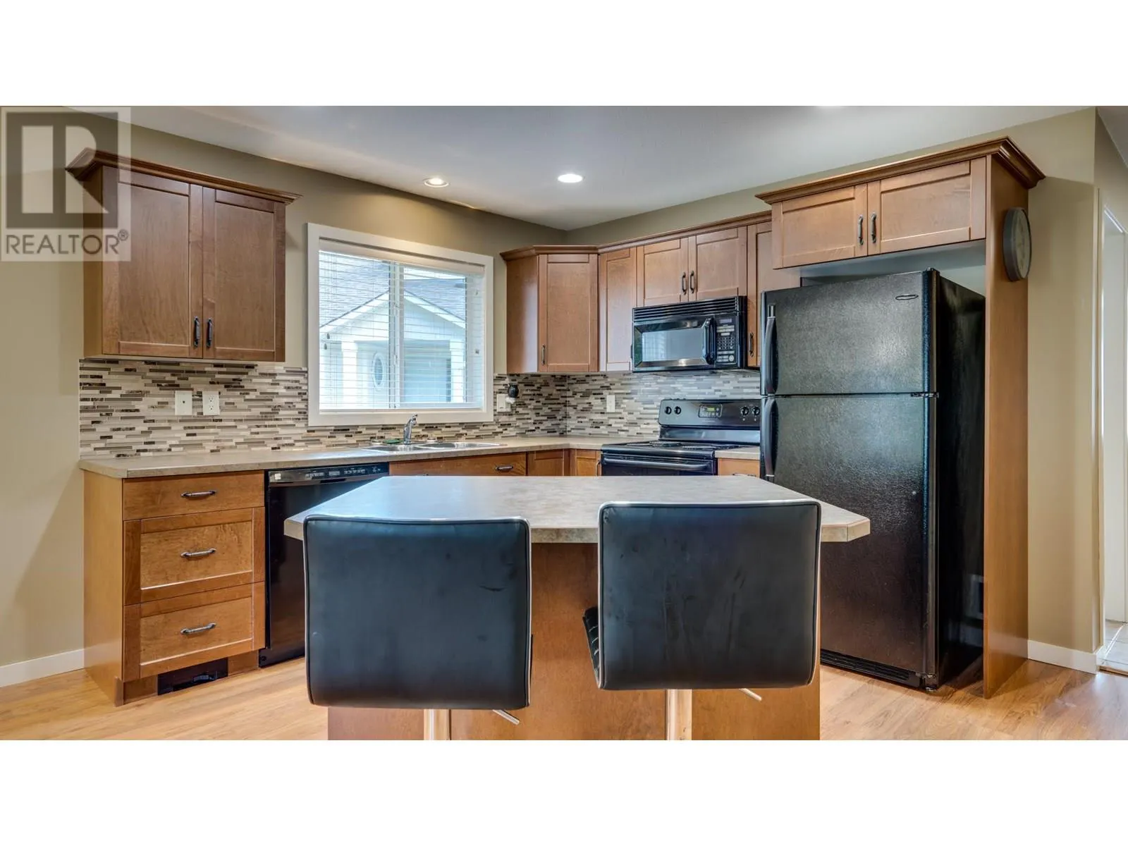 222 Martin Street Unit# 116
