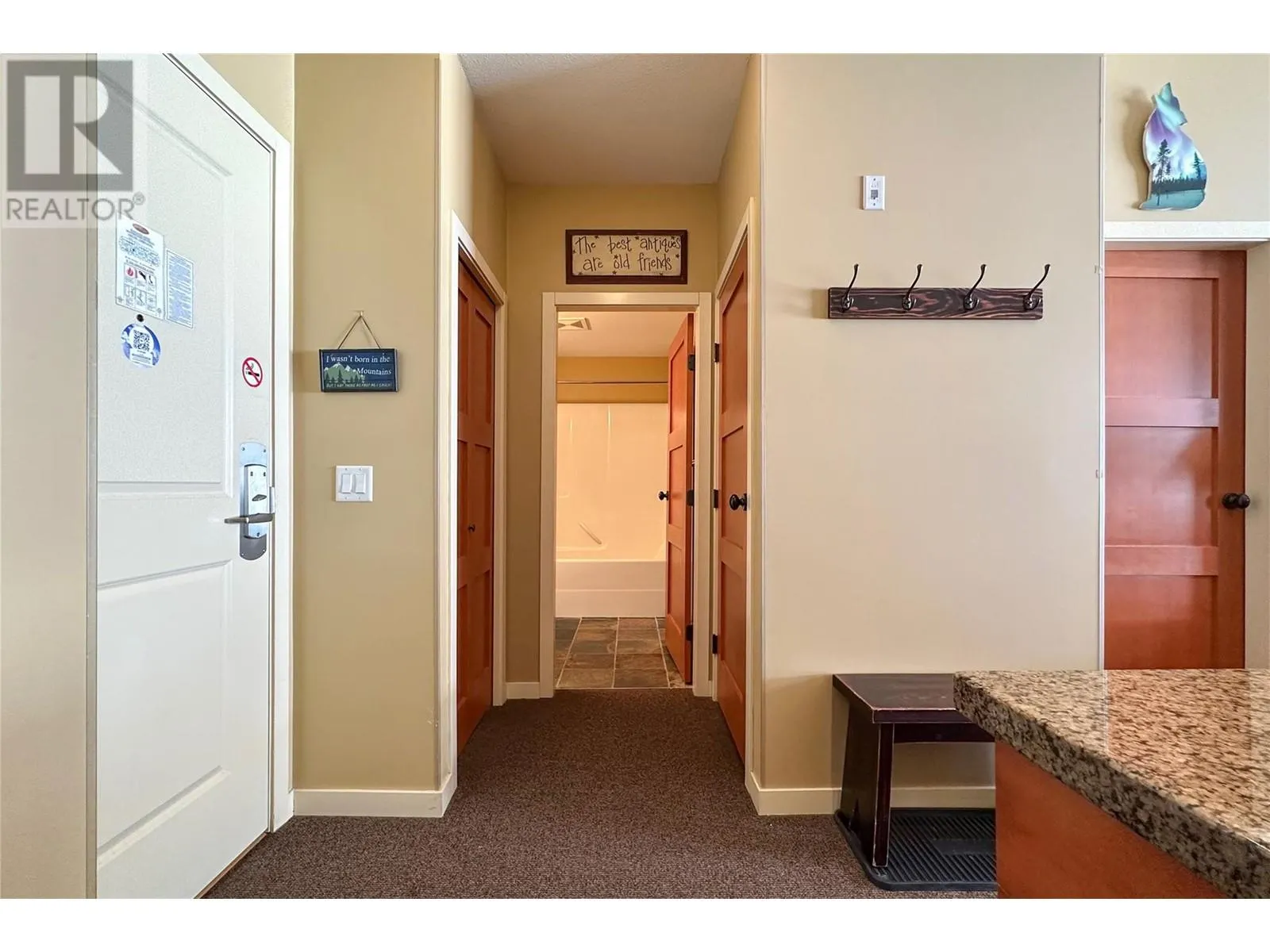 255 Feathertop Way Unit# 320