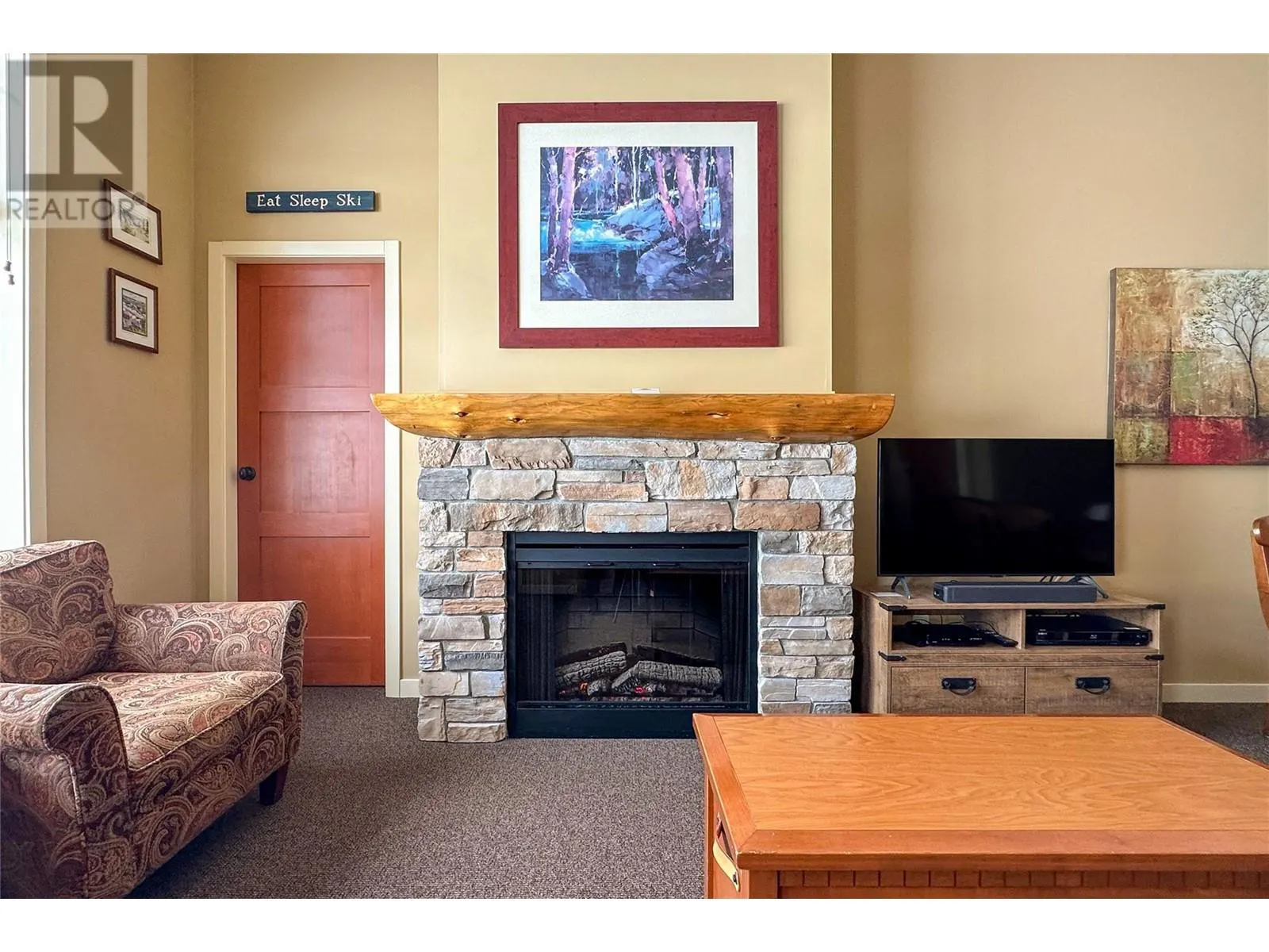255 Feathertop Way Unit# 320