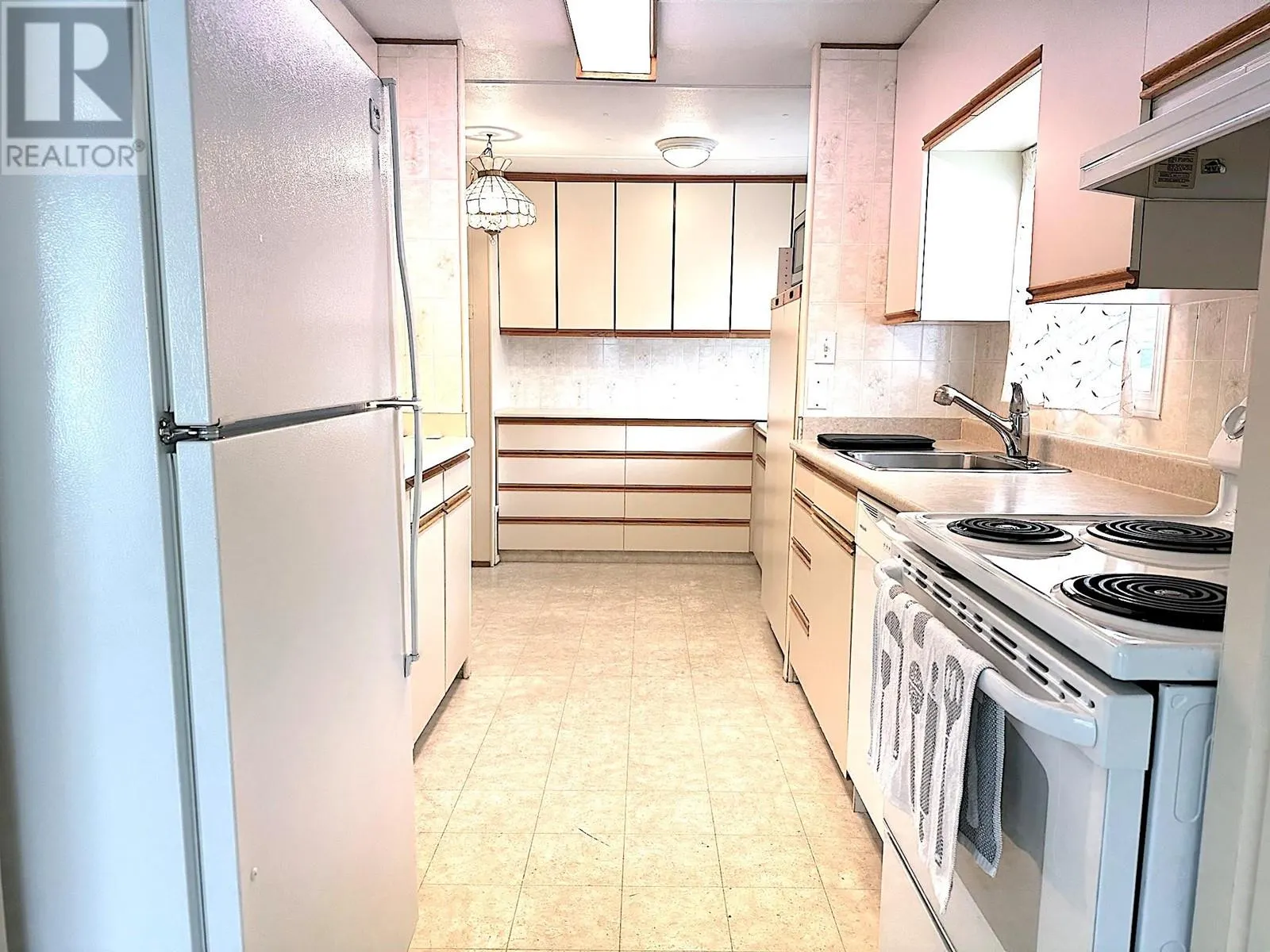1600 43rd Avenue Unit# 7