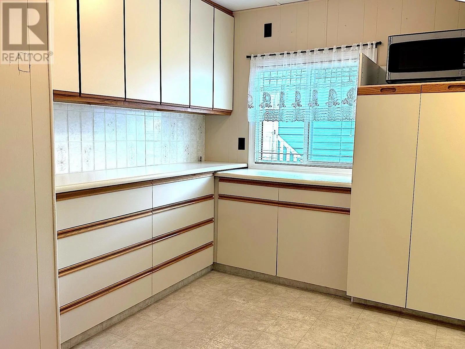 1600 43rd Avenue Unit# 7
