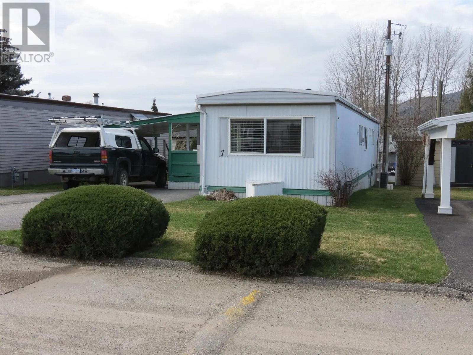 1600 43rd Avenue Unit# 7