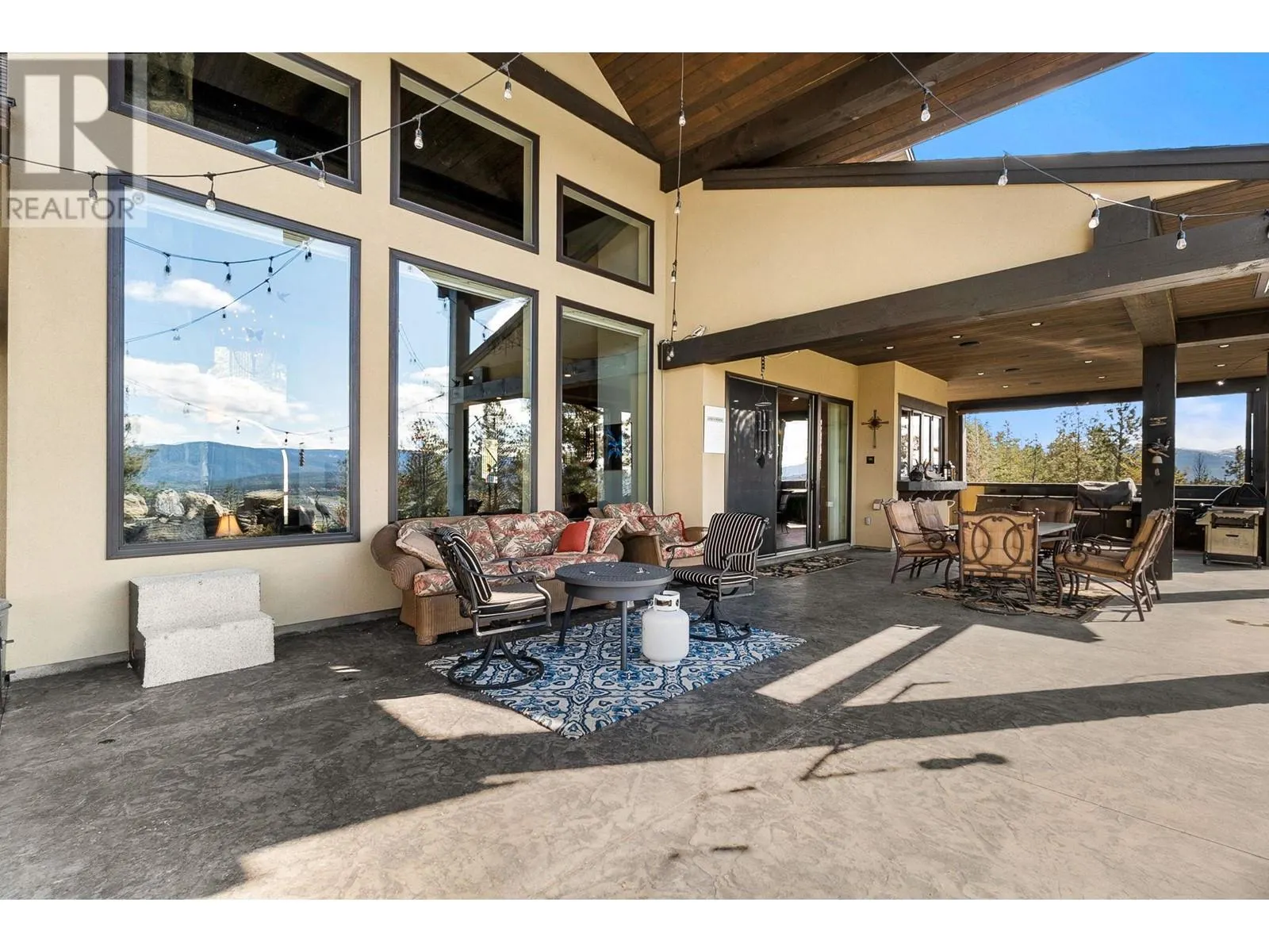 5500 Rockface Road