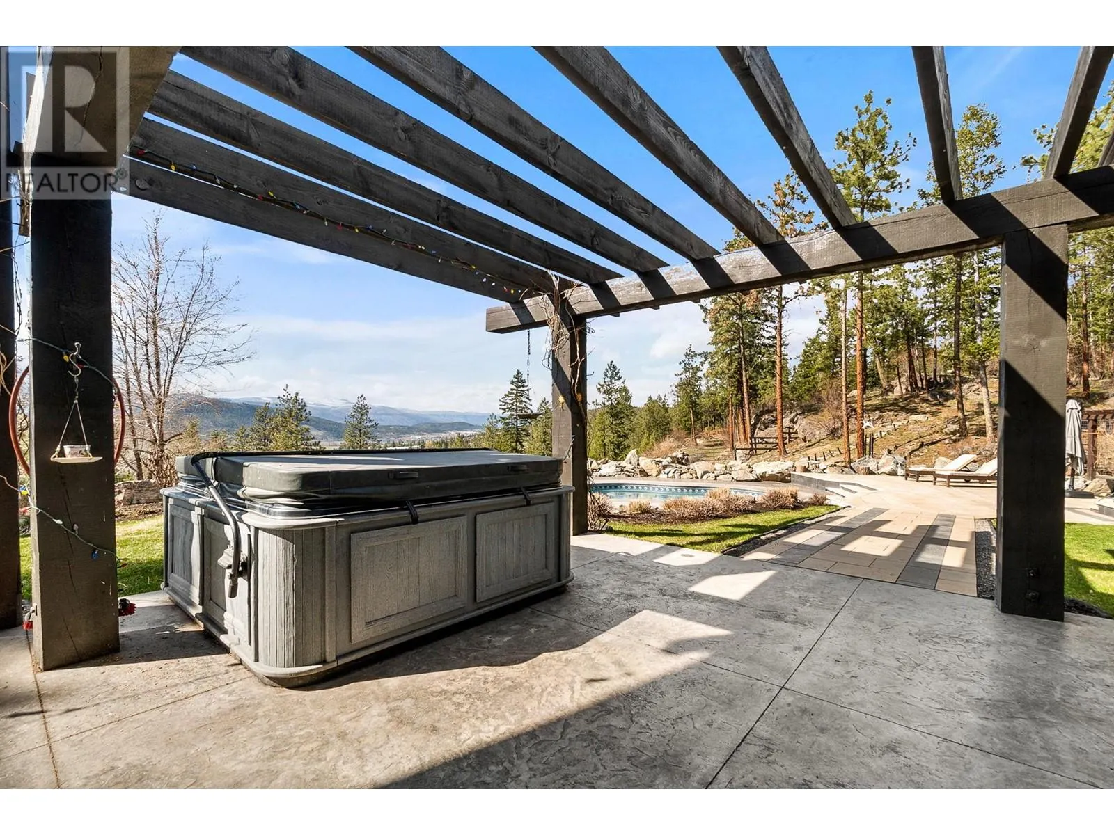 5500 Rockface Road