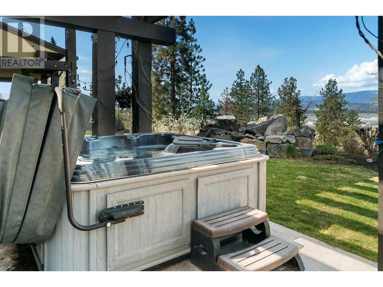 5500 Rockface Road
