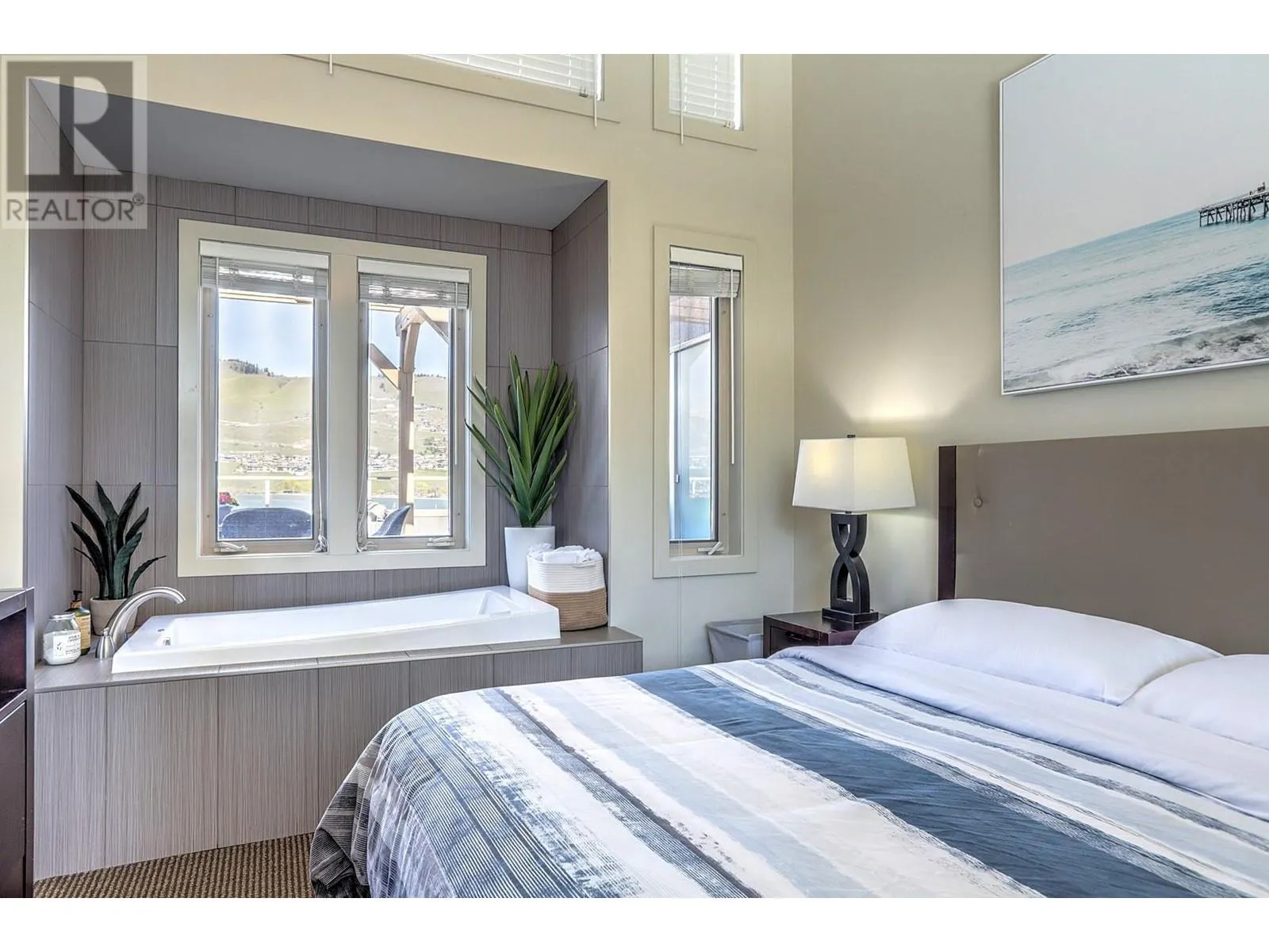 7343 Okanagan Landing Road Unit# 1324