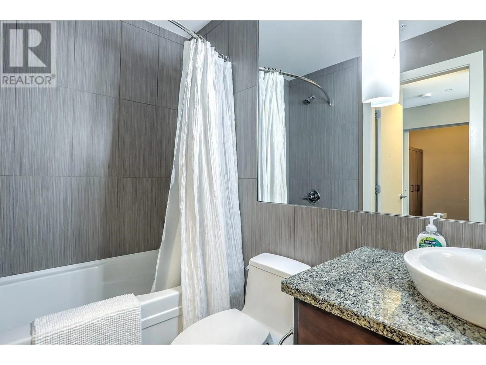 7343 Okanagan Landing Road Unit# 1324