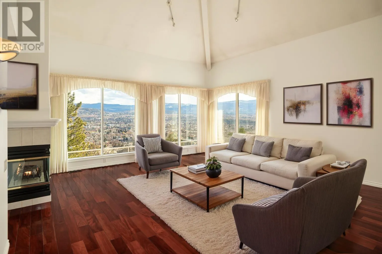 880 CHRISTINA Place Unit# 25