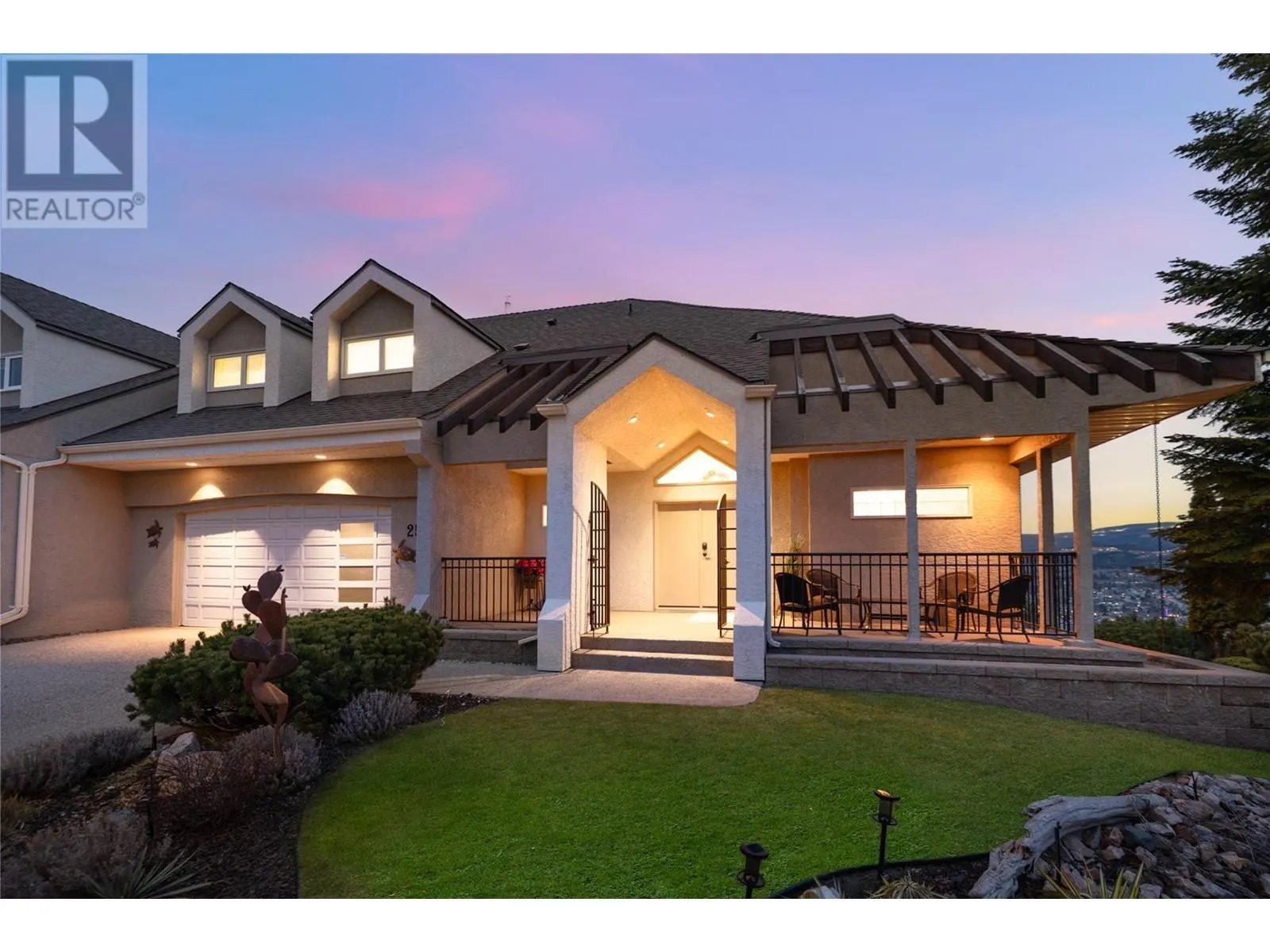 880 CHRISTINA Place Unit# 25