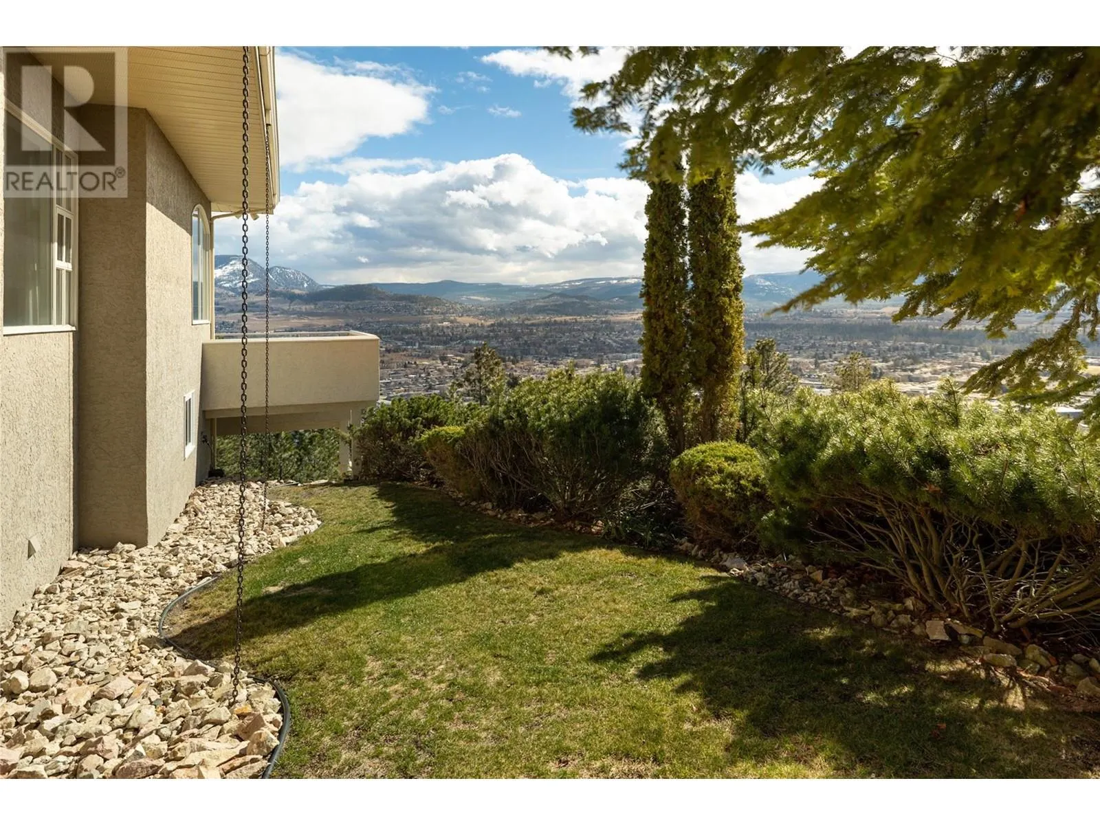 880 CHRISTINA Place Unit# 25